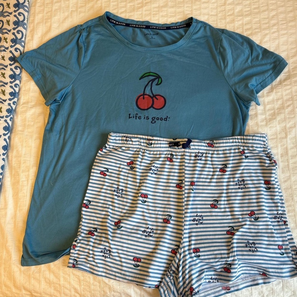 Life Is Good cherry sleep set